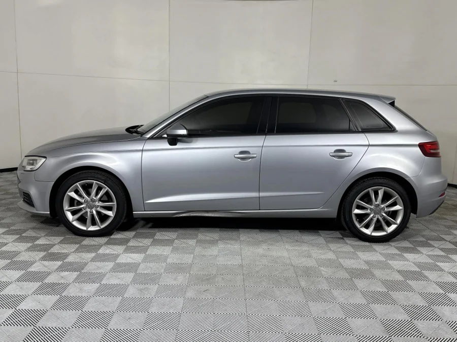 Used 2018 Audi A3 Sportback 35TFSI Black Edition - WeBuyCars Midstream Used 2018 Audi A3 Sportback 35TFSI Black Edition - WeBuyCars Midstream