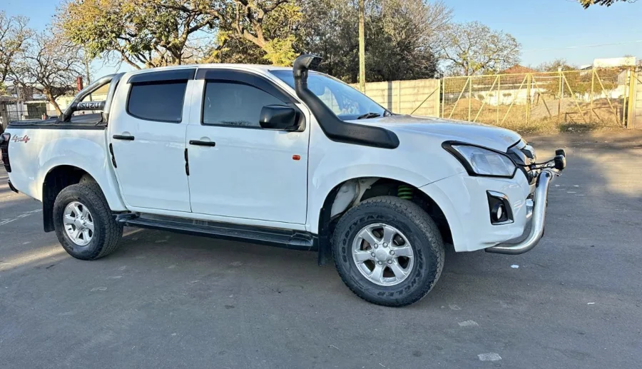Used 2018 Isuzu D-Max 250 double cab - Xpertz Carz Used 2018 Isuzu D-Max 250 double cab - Xpertz Carz