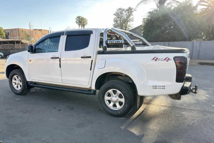 Used 2018 Isuzu D-Max 250 double cab - Xpertz Carz Used 2018 Isuzu D-Max 250 double cab - Xpertz Carz