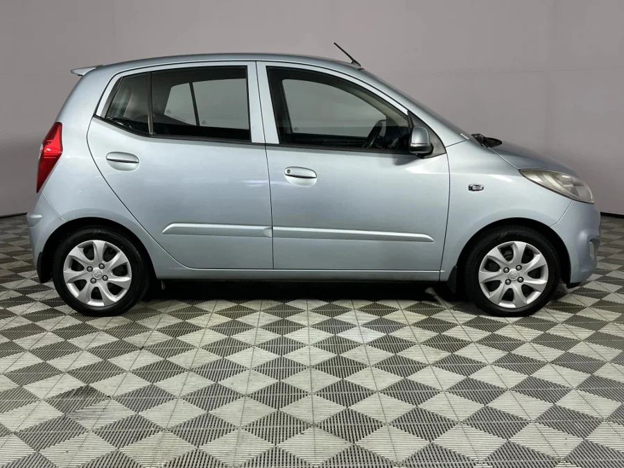 Preloaded Image 18 Preloaded Image 18