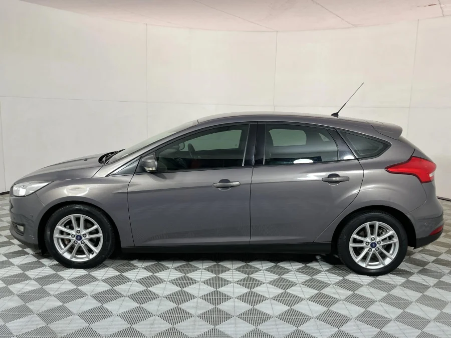Used 2016 Ford Focus hatch 1.0T Trend - WeBuyCars JHB South