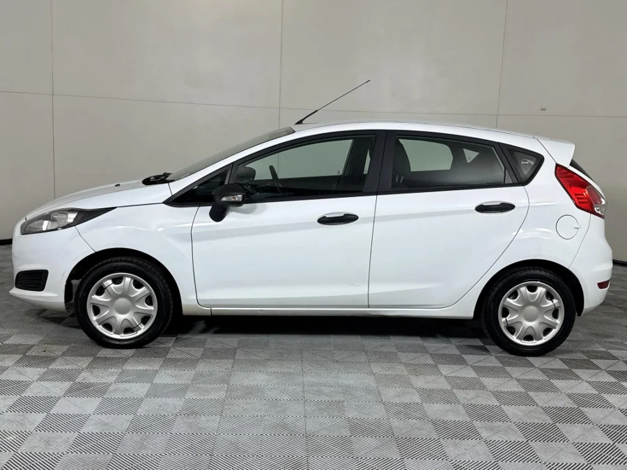 Used 2014 Ford Fiesta 5-door 1.4 Ambiente - WeBuyCars Midstream Used 2014 Ford Fiesta 5-door 1.4 Ambiente - WeBuyCars Midstream
