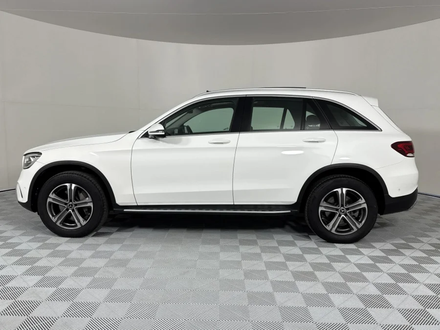 Used 2022 Mercedes-Benz GLC 300d 4Matic AMG Line - WeBuyCars The Dome Used 2022 Mercedes-Benz GLC 300d 4Matic AMG Line - WeBuyCars The Dome