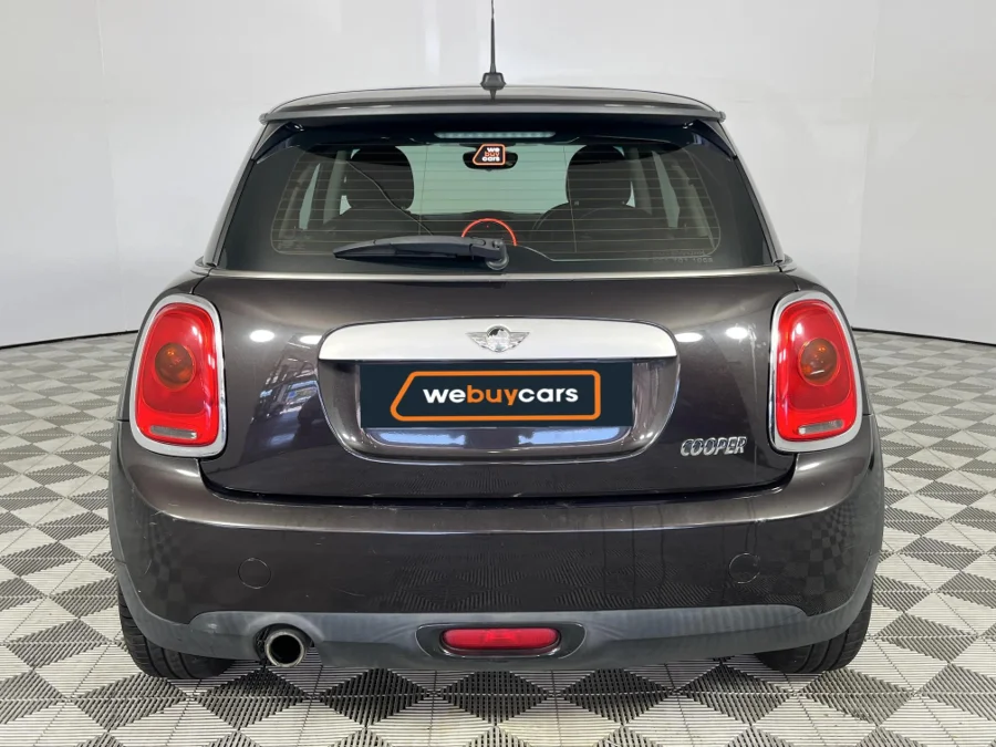 Preloaded Image 18 Preloaded Image 18