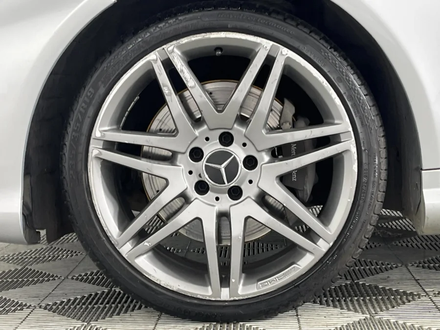 Preloaded Image 3 Preloaded Image 3