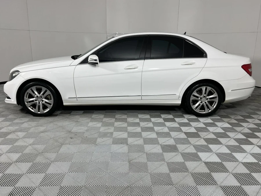 Used 2013 Mercedes-Benz C-Class C200 auto - WeBuycars East London Used 2013 Mercedes-Benz C-Class C200 auto - WeBuycars East London