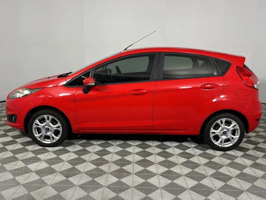 Used 2014 Ford Fiesta 5-door 1.0T Trend - WeBuyCars Richmond Used 2014 Ford Fiesta 5-door 1.0T Trend - WeBuyCars Richmond
