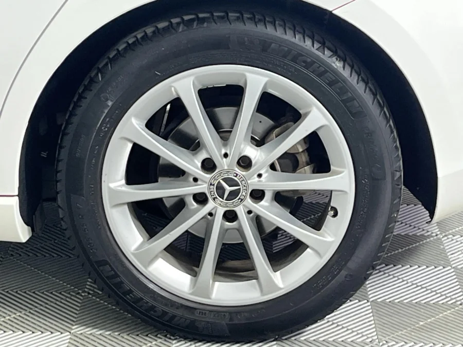 Used 2018 Mercedes-Benz A-Class A200 hatch AMG Line - WeBuyCars Silverlakes