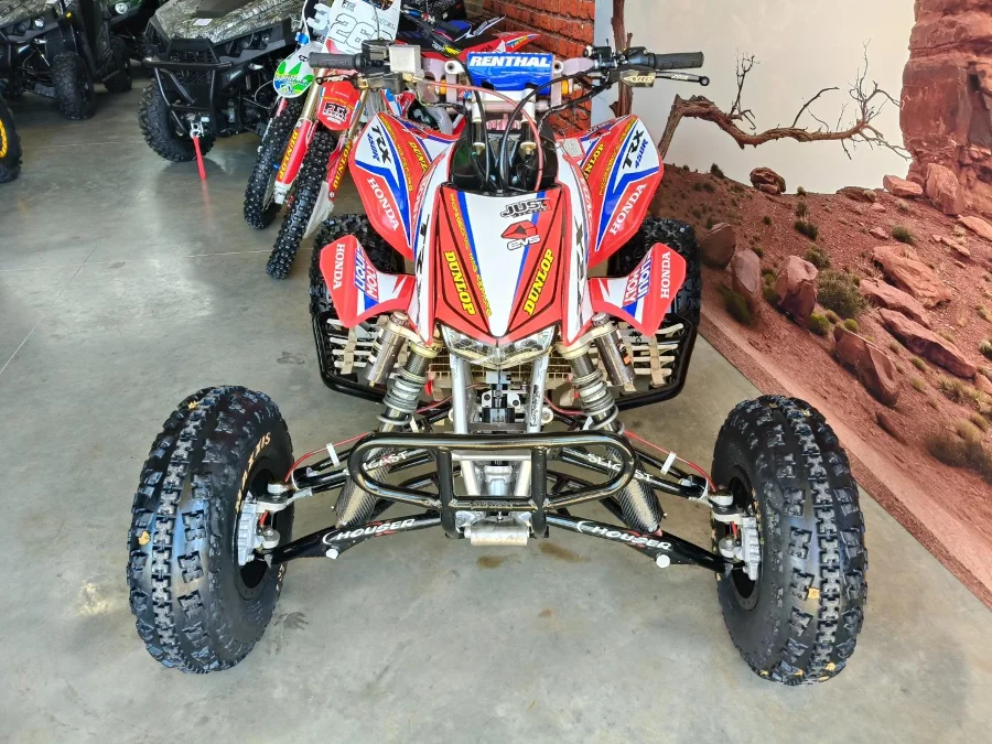 Preloaded Image 3 Preloaded Image 3