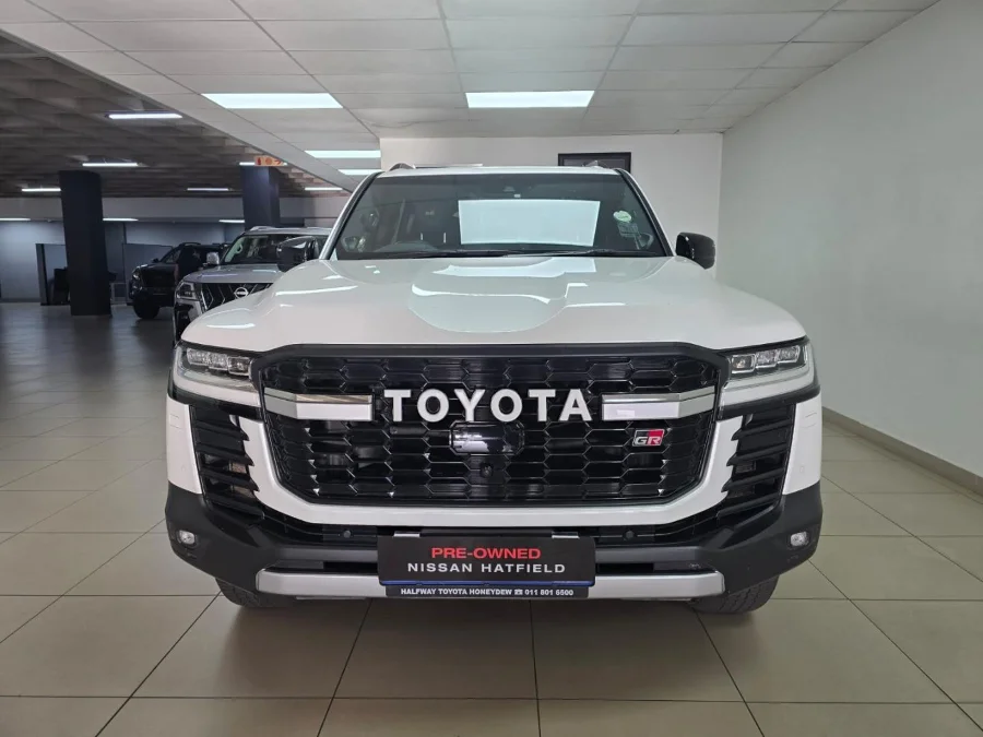 Used 2022 Toyota Land Cruiser 300 3.3D GR-Sport - BB Nissan Hatfield