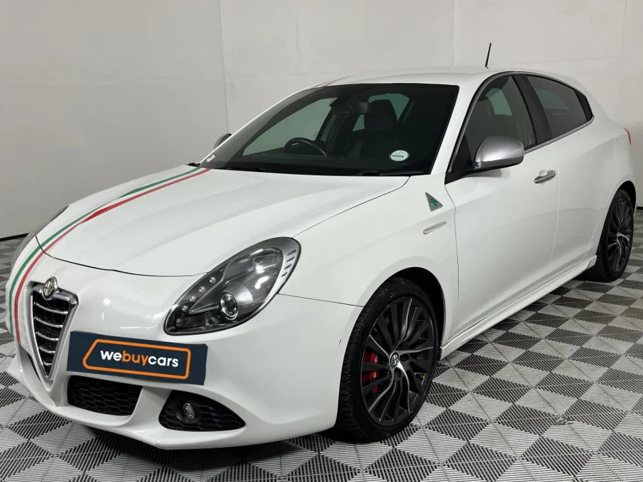 Used 2013 Alfa Romeo Giulietta 1750TBi Quadrifoglio Verde - WeBuyCars JHB South