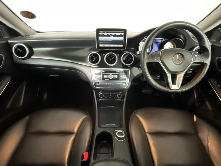Used 2014 Mercedes-Benz CLA 200 auto - WeBuyCars Brackenfell Cape Town