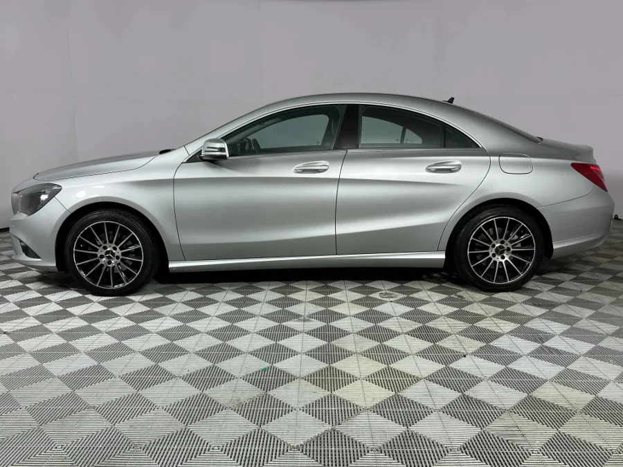 Used 2014 Mercedes-Benz CLA 200 auto - WeBuyCars Brackenfell Cape Town