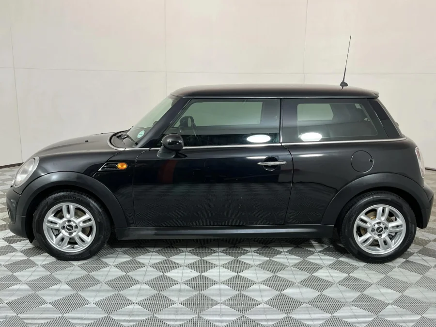 Used 2013 MINI Hatch Cooper - WeBuyCars JHB South
