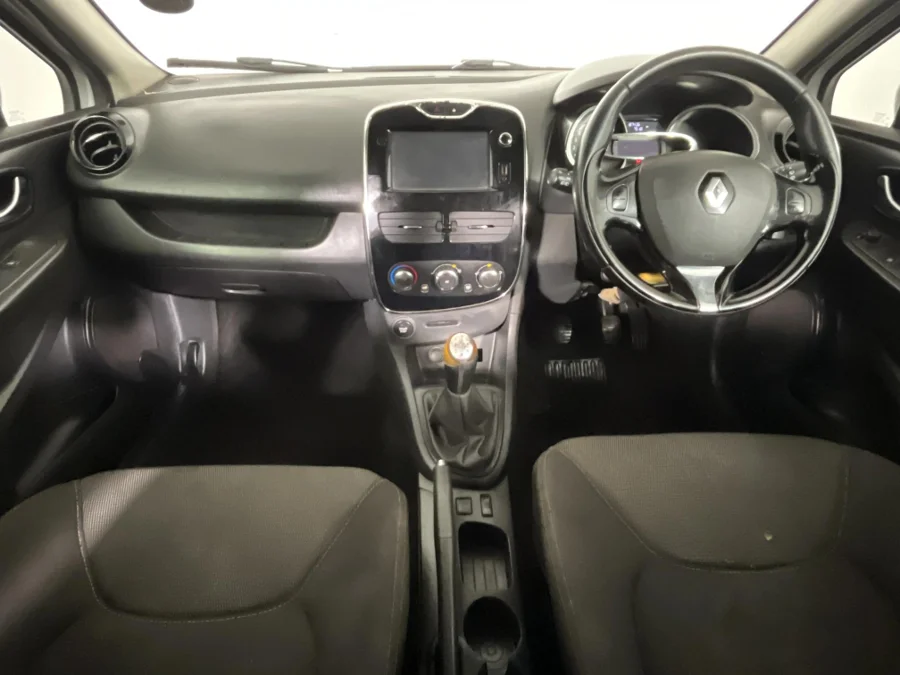 Used 2015 Renault Clio 55kW Authentique - WeBuyCars Silverlakes Used 2015 Renault Clio 55kW Authentique - WeBuyCars Silverlakes