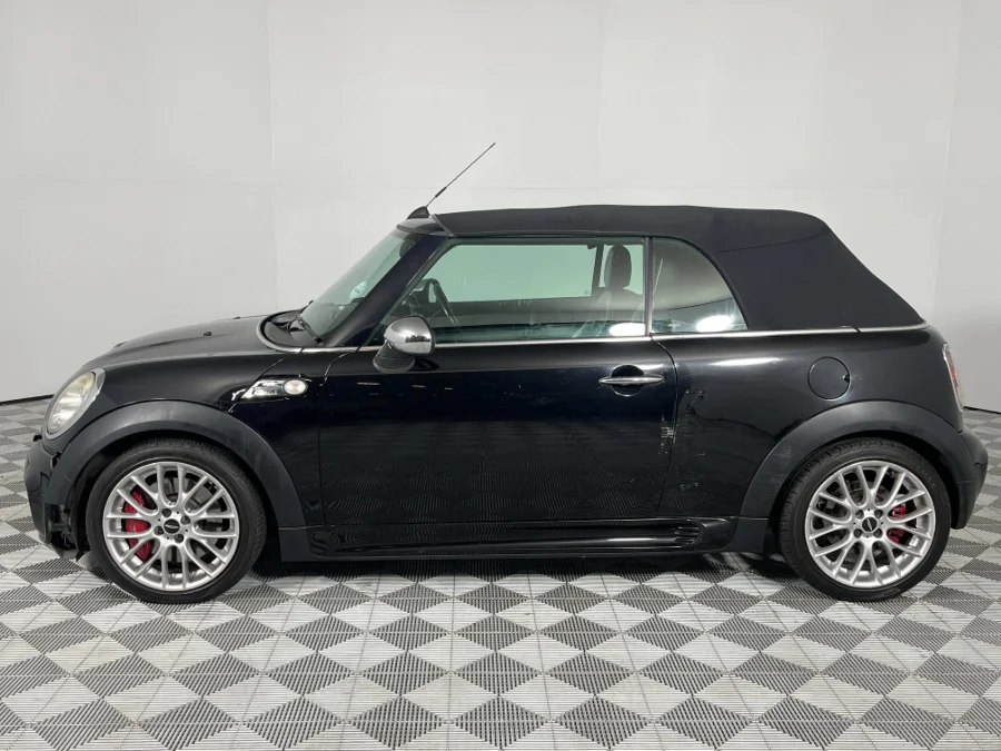 Used 2009 MINI Convertible John Cooper Works Convertible - WeBuyCars Richmond Used 2009 MINI Convertible John Cooper Works Convertible - WeBuyCars Richmond