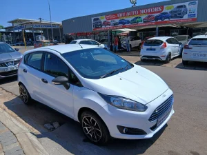 Used 2017 Ford Fiesta 5-door 1.4 Trend Used 2017 Ford Fiesta 5-door 1.4 Trend