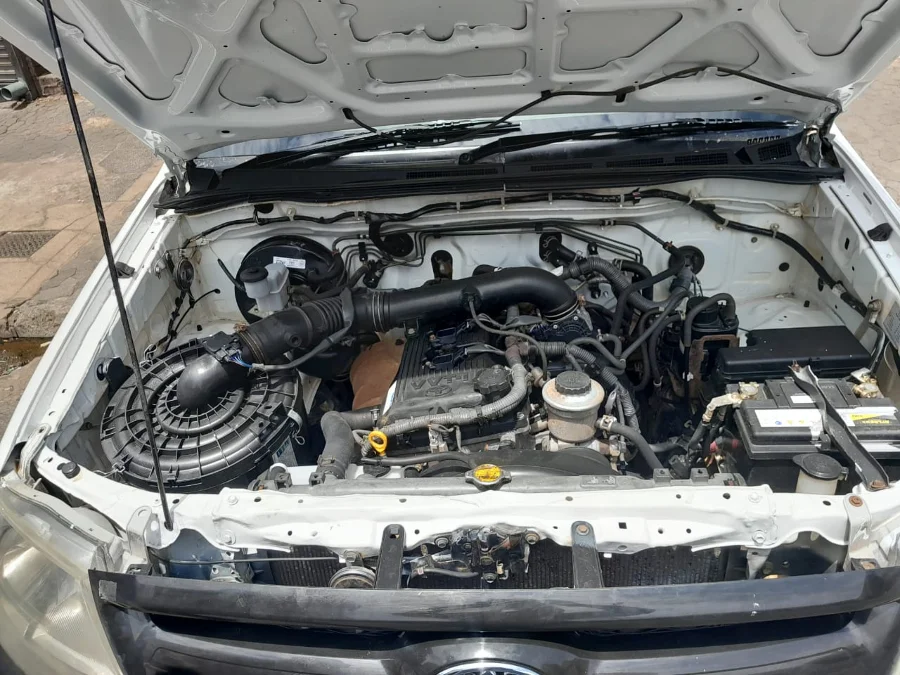 Used 2008 Toyota Hilux 2.0 single cab S - Carmart Auto Dealer Used 2008 Toyota Hilux 2.0 single cab S - Carmart Auto Dealer