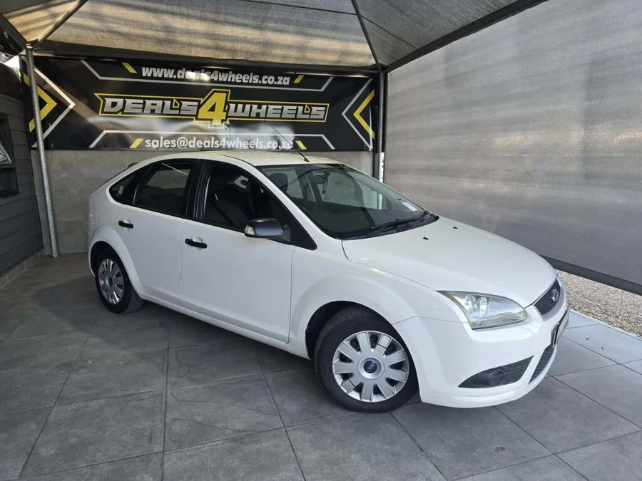 Used 2008 Ford Focus 1.6 4-door Ambiente - Deals 4 Wheels