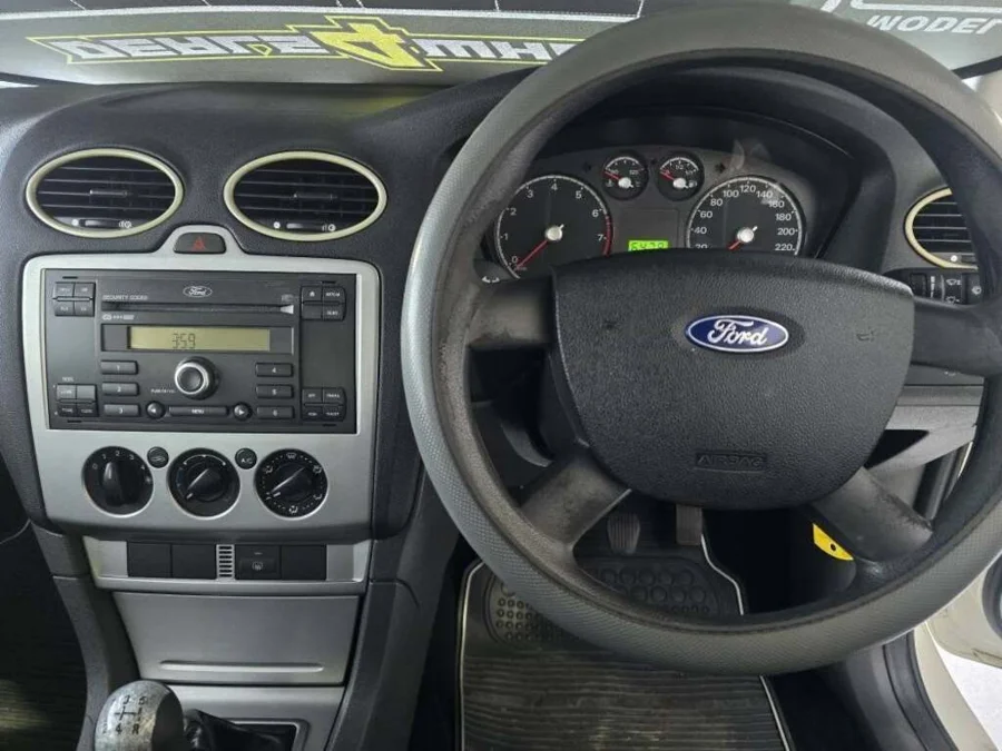 Used 2008 Ford Focus 1.6 4-door Ambiente - Deals 4 Wheels