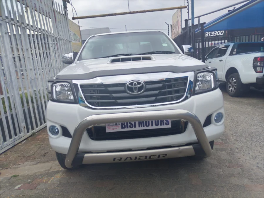 Used 2010 Toyota Hilux 3.0D-4D Raider - Bisi Motors Used 2010 Toyota Hilux 3.0D-4D Raider - Bisi Motors