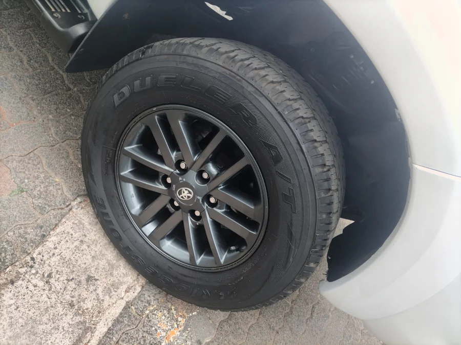 Used 2010 Toyota Hilux 3.0D-4D Raider - Bisi Motors Used 2010 Toyota Hilux 3.0D-4D Raider - Bisi Motors