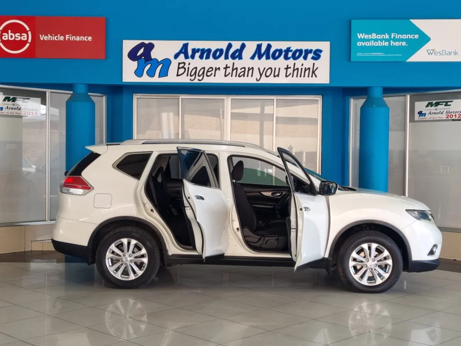 Used 2015 Nissan X-Trail 1.6dCi 4x4 SE - Arnold Motors CC