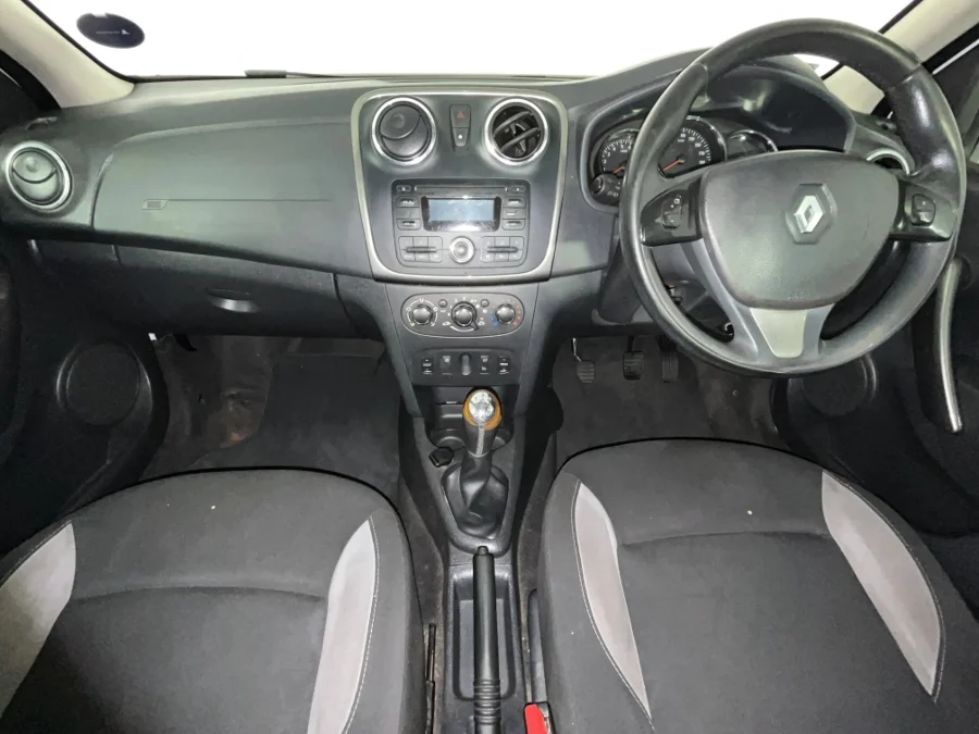 Used 2016 Renault Sandero Stepway 66kW turbo - WeBuyCars Epping Used 2016 Renault Sandero Stepway 66kW turbo - WeBuyCars Epping