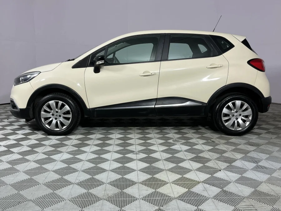 Used 2016 Renault Captur 66kW turbo Expression - WeBuyCars Brackenfell Cape Town Used 2016 Renault Captur 66kW turbo Expression - WeBuyCars Brackenfell Cape Town