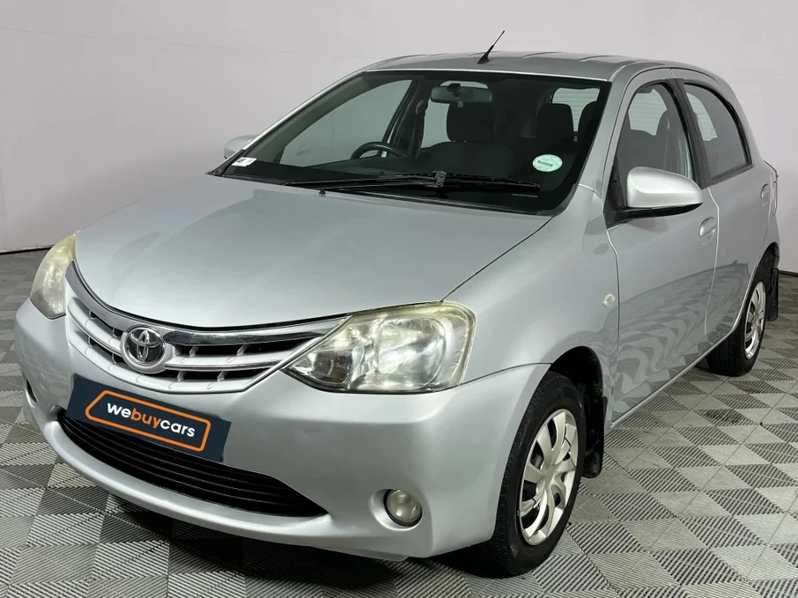 Used 2016 Toyota Etios hatch 1.5 Sprint - WeBuyCars Brackenfell Cape Town Used 2016 Toyota Etios hatch 1.5 Sprint - WeBuyCars Brackenfell Cape Town