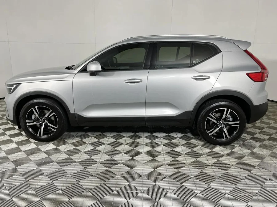 Used 2023 Volvo XC40 B4 Essential - WeBuyCars JHB South Used 2023 Volvo XC40 B4 Essential - WeBuyCars JHB South