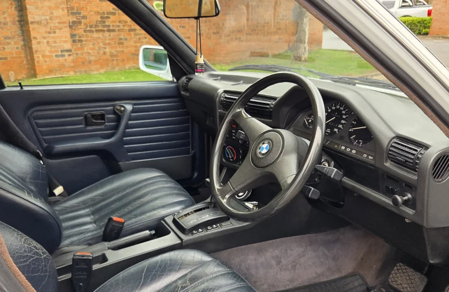 Used 1990 BMW 3 Series 320i auto - Private Seller