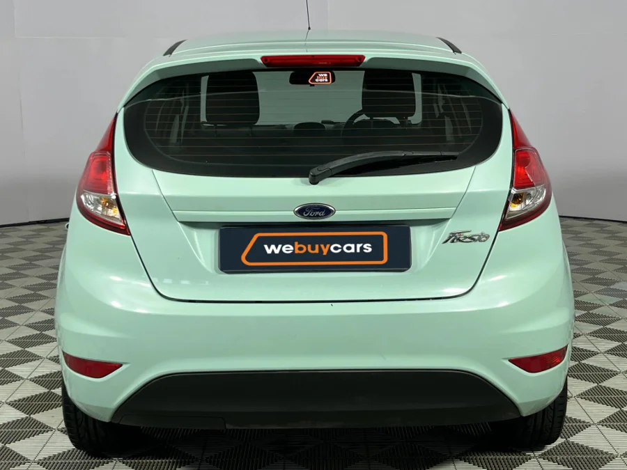 Preloaded Image 18 Preloaded Image 18