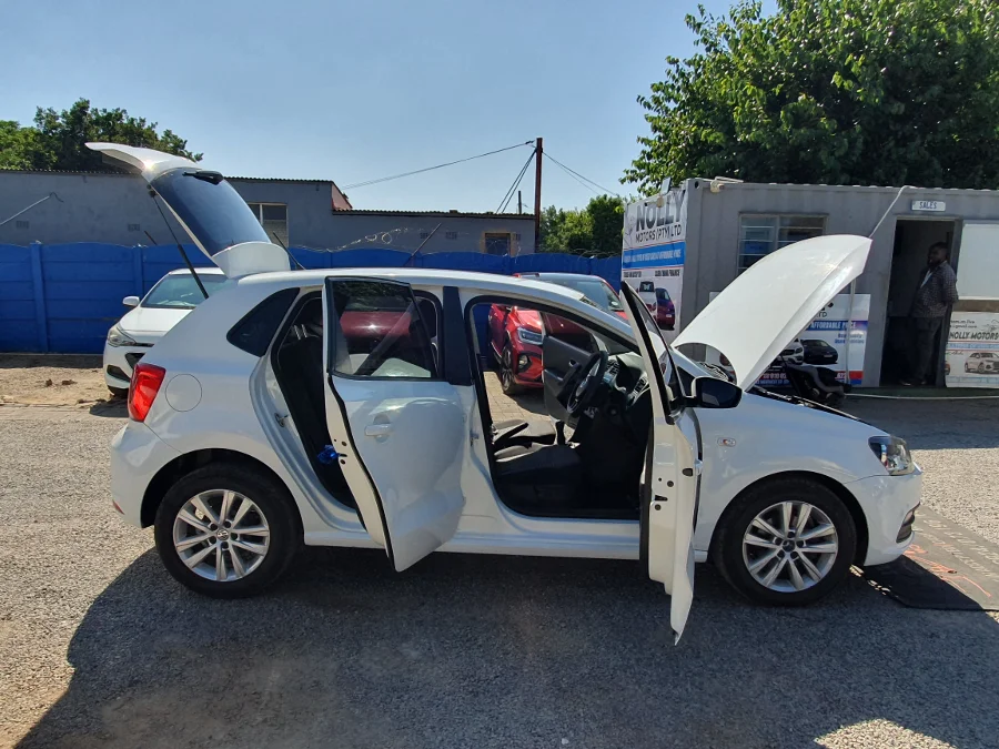 Used 2022 Volkswagen Polo Vivo 5-door 1.4 Trendline - Nolly Motors