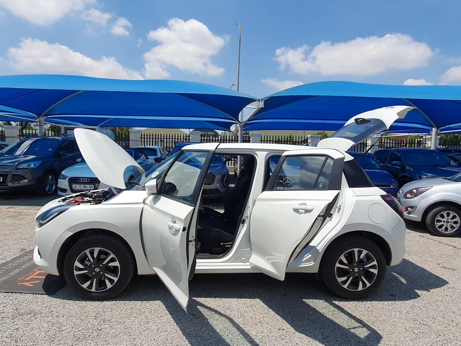 Used 2025 Suzuki Swift 1.2 GLX manual - Nolly Motors Used 2025 Suzuki Swift 1.2 GLX manual - Nolly Motors