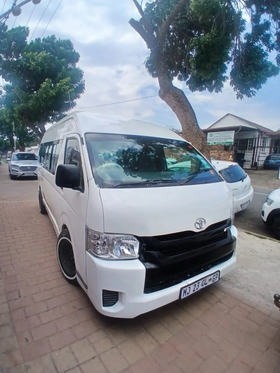 Used 2018 Toyota Quantum 2.7 GL 14-seater bus - OJB Auto Innovation