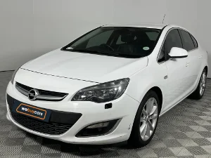 Used 2015 Opel Astra sedan 1.6 Turbo Cosmo Used 2015 Opel Astra sedan 1.6 Turbo Cosmo