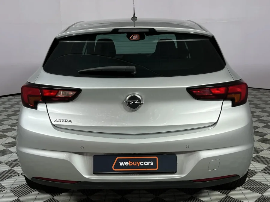 Preloaded Image 18 Preloaded Image 18