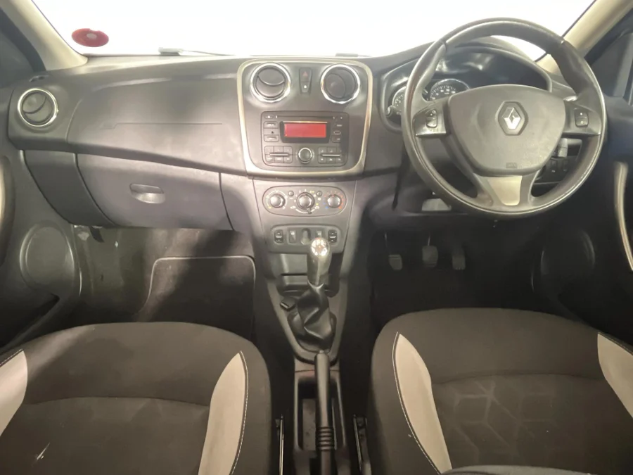 Used 2015 Renault Sandero Stepway 66kW turbo - WeBuyCars Epping Used 2015 Renault Sandero Stepway 66kW turbo - WeBuyCars Epping