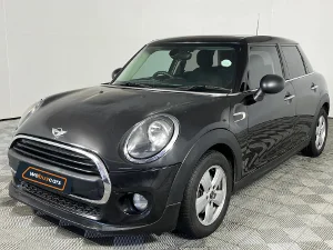 Used 2017 MINI Hatch One Hatch 5-door