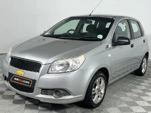 Used 2014 Chevrolet Aveo hatch 1.6 L Used 2014 Chevrolet Aveo hatch 1.6 L