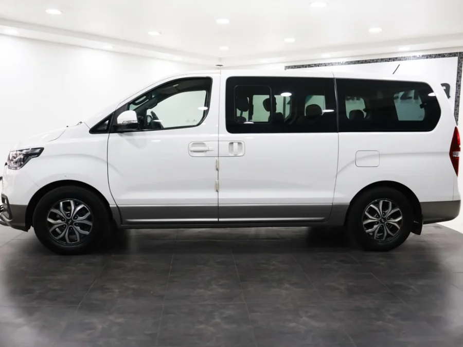 Used 2021 Hyundai H-1 2.5VGTi bus Elite 9-seater - ICar Gezina