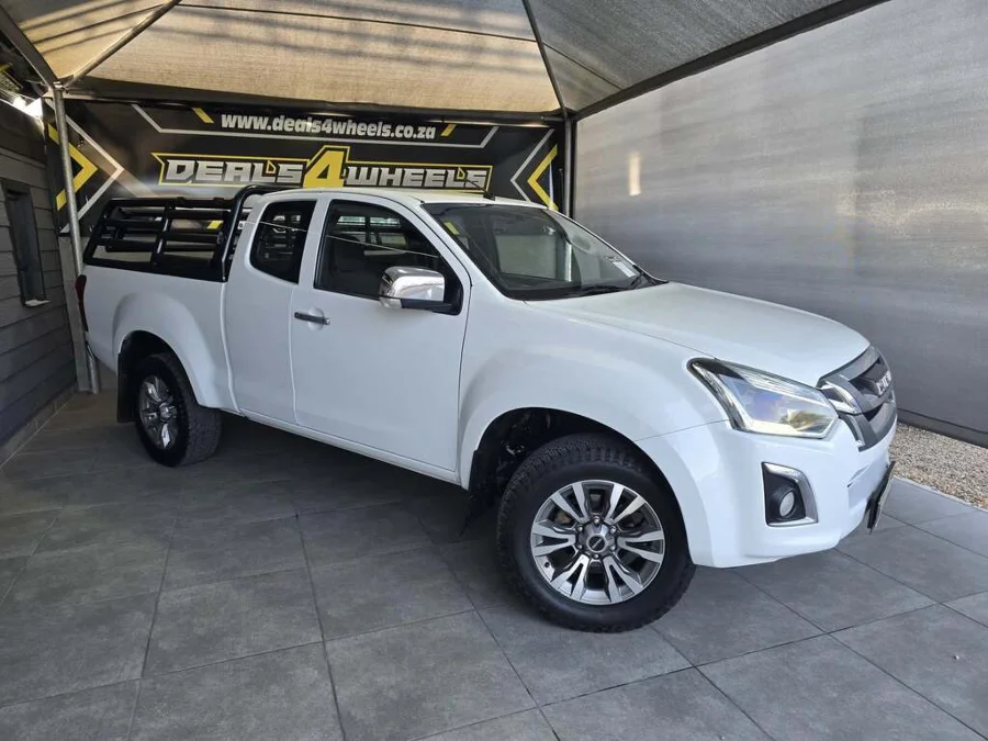 Used 2018 Isuzu D-Max 300 3.0TD Extended cab LX auto - Deals 4 Wheels