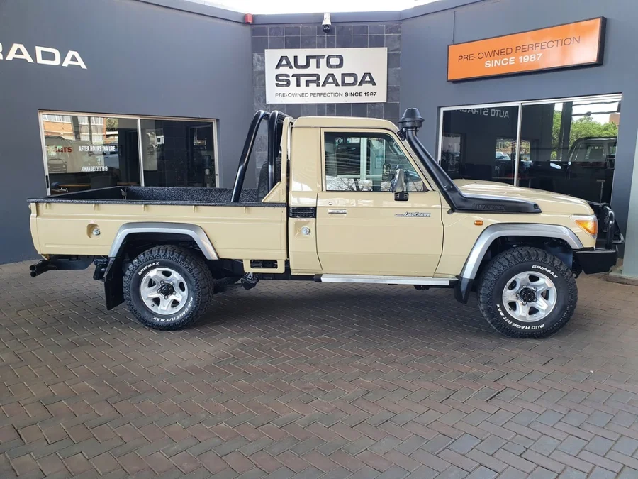 Used 2023 Toyota Land Cruiser 79 4.5D-4D V8 single cab LX - Auto Strada Gezina
