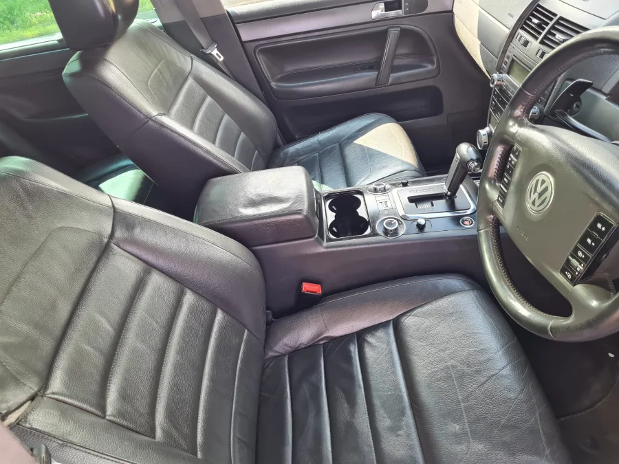 Used 2010 Volkswagen Touareg 3.0 V6 TDI - Bonus Cars