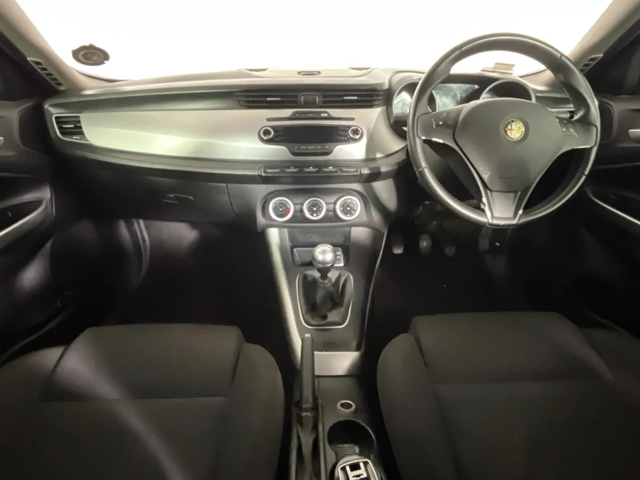 Used 2013 Alfa Romeo Giulietta 1.4TBi Progression - WeBuyCars Silverlakes