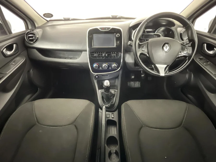 Used 2016 Renault Clio 55kW Authentique - WeBuyCars Midstream Used 2016 Renault Clio 55kW Authentique - WeBuyCars Midstream