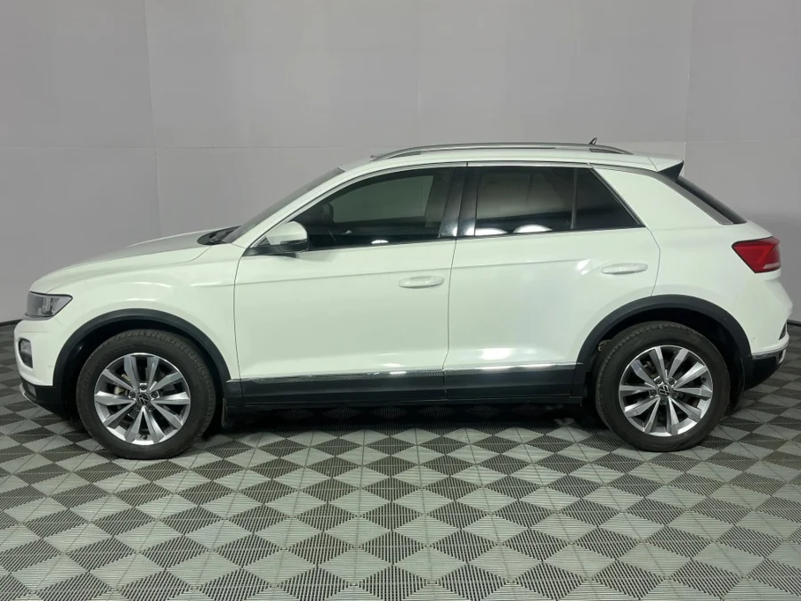 Used 2022 Volkswagen T-Roc 1.4TSI 110kW Design - WeBuyCars Rustenburg Used 2022 Volkswagen T-Roc 1.4TSI 110kW Design - WeBuyCars Rustenburg