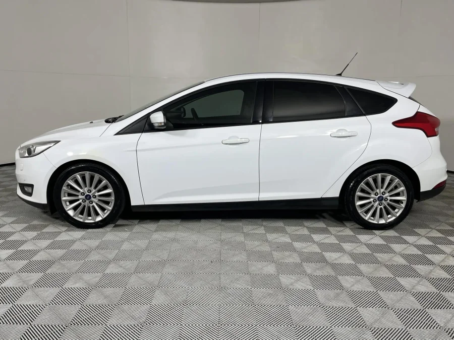 Used 2016 Ford Focus hatch 1.0T Trend auto - WeBuyCars Riverhorse