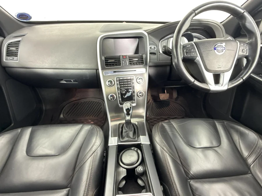 Used 2015 Volvo XC60 T6 Inscription - WeBuyCars Vereeniging Used 2015 Volvo XC60 T6 Inscription - WeBuyCars Vereeniging